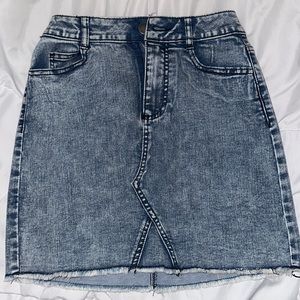 Denim skirt